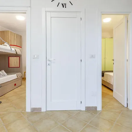 Apartment Nuras - Casa Solea 1 Min From The